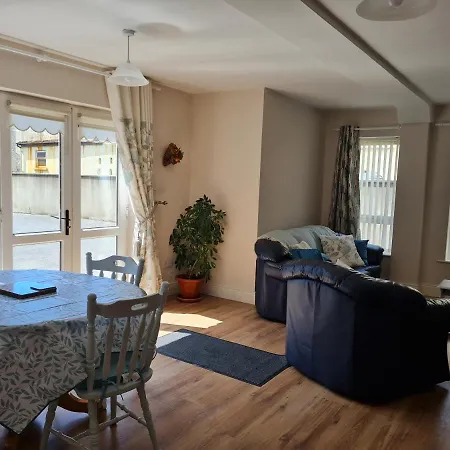 Apartament Arasain Bhalor *