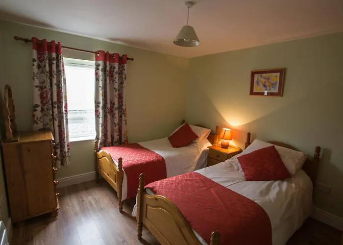 Arasain Bhalor * Falcarragh